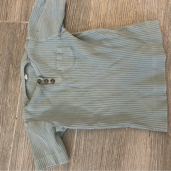 Jamie Kay Other - Jamie Kay Ribbed Short Sleeve Tee in Sage